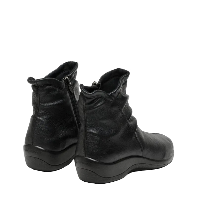 Arcopedico Palum black womens boot