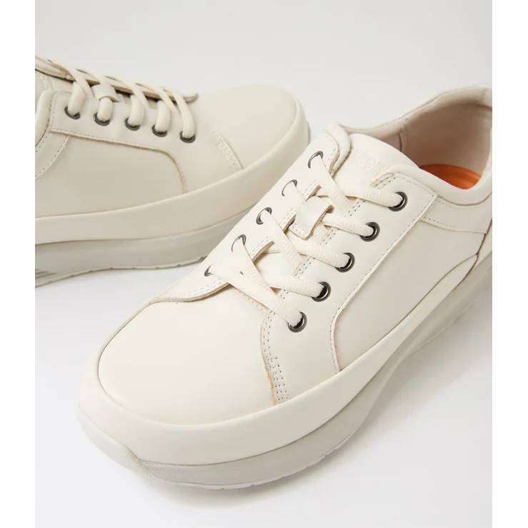 Rockport Prowalker white womens lace up