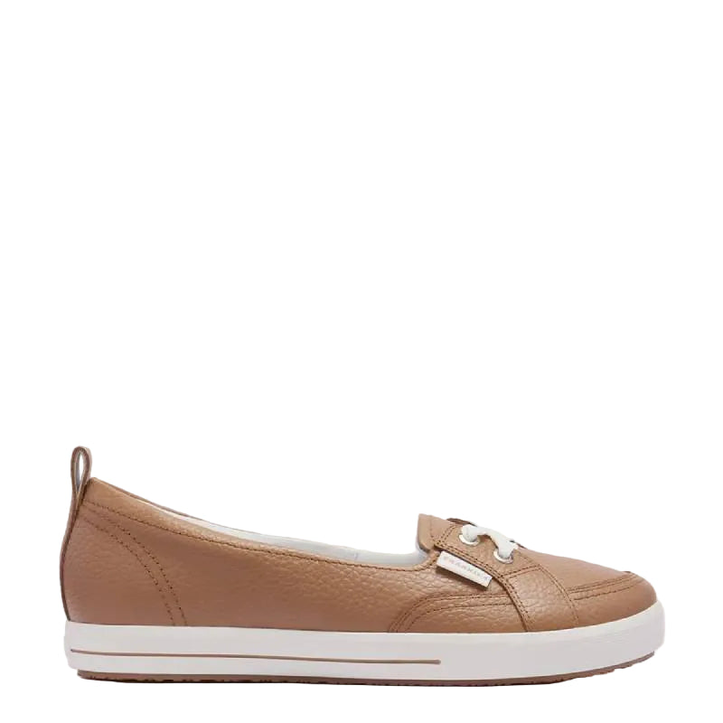 Frankie 4 sophie soft tan womens slip on
