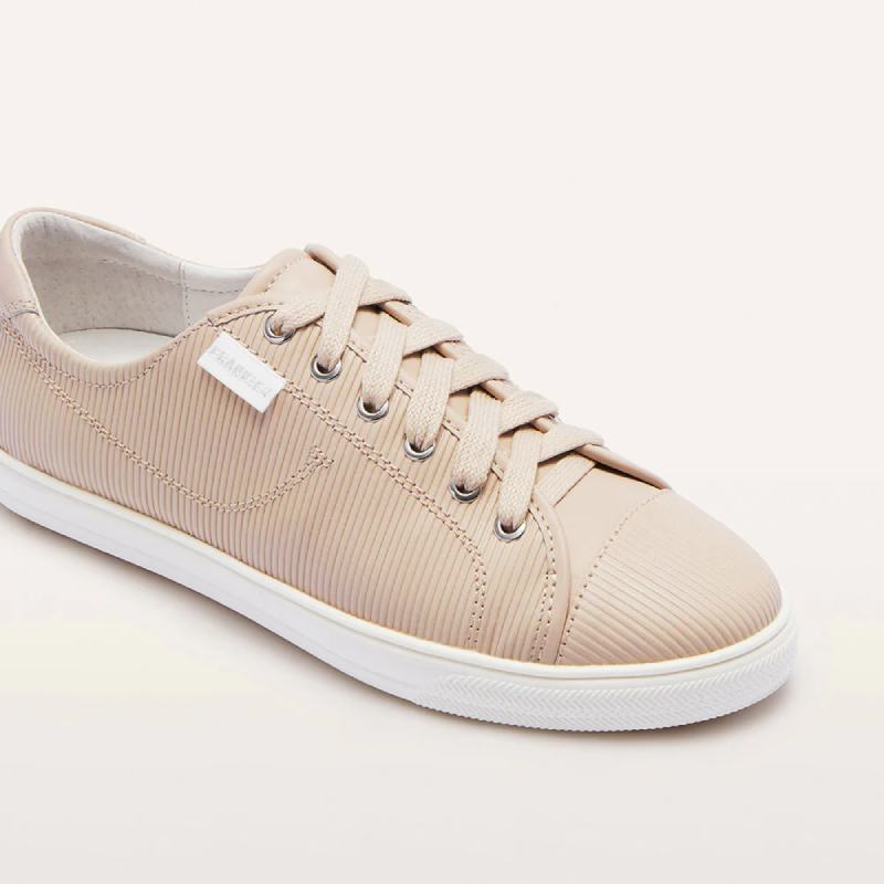 Frankie 4 nat 3 light blush