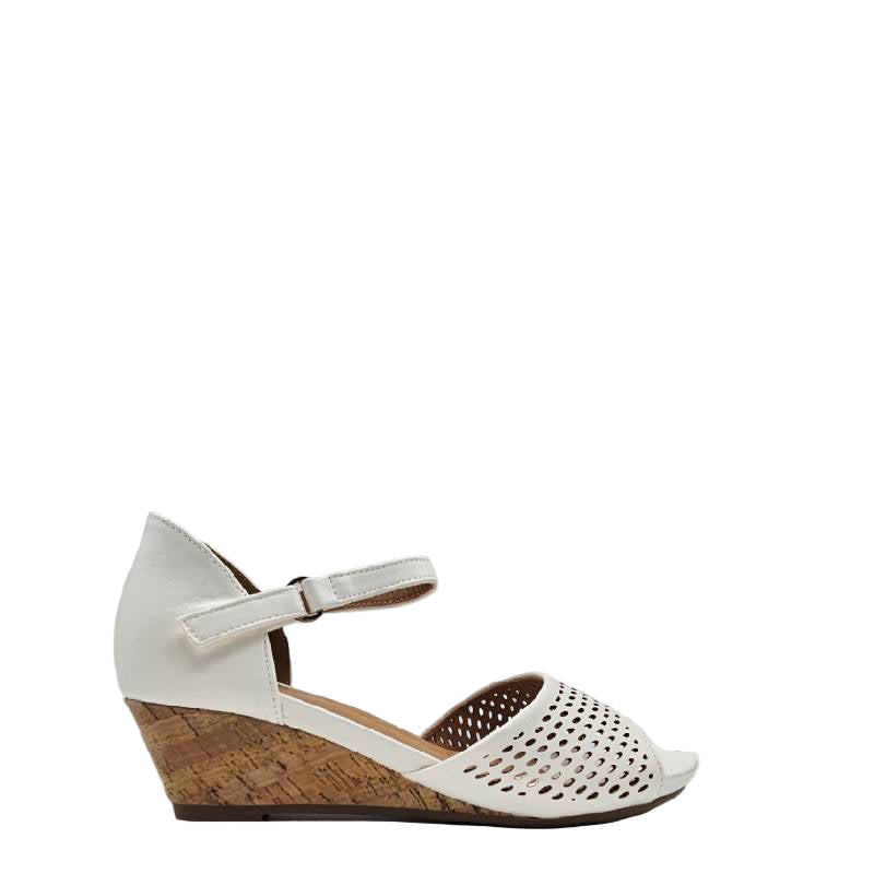 step on air finesse white