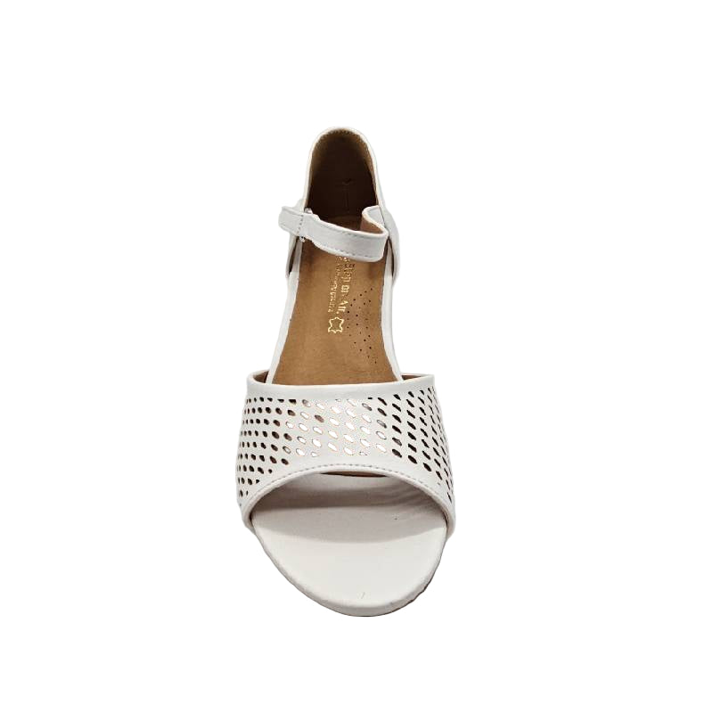 step on air finesse white