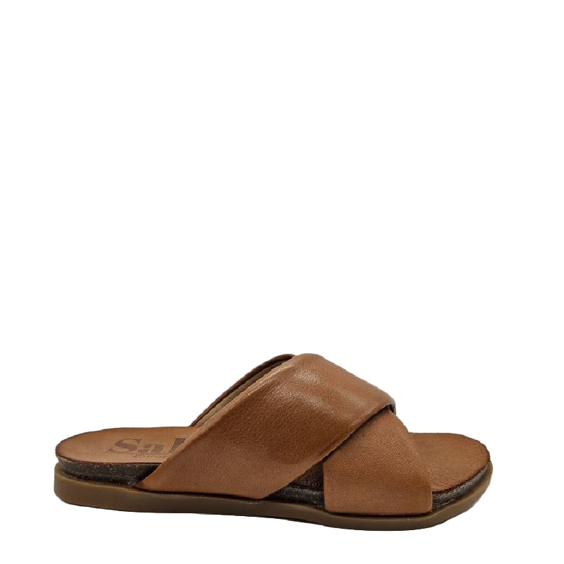 Sala Lucky tan slide