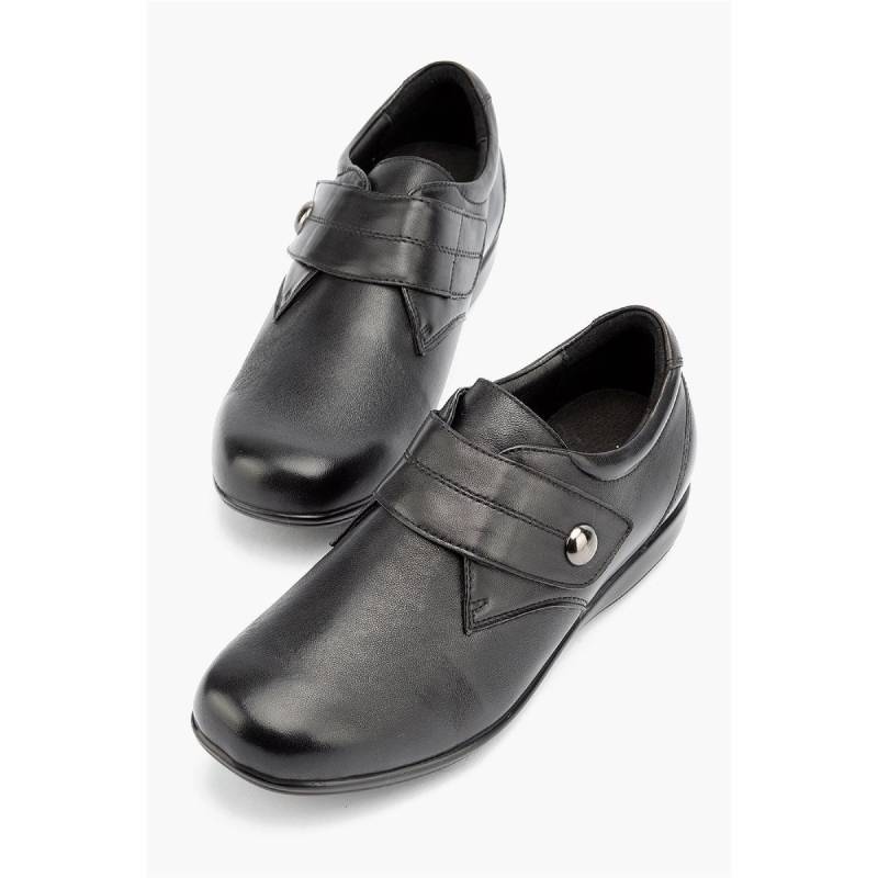 Klouds whisper black velcro womens shoe