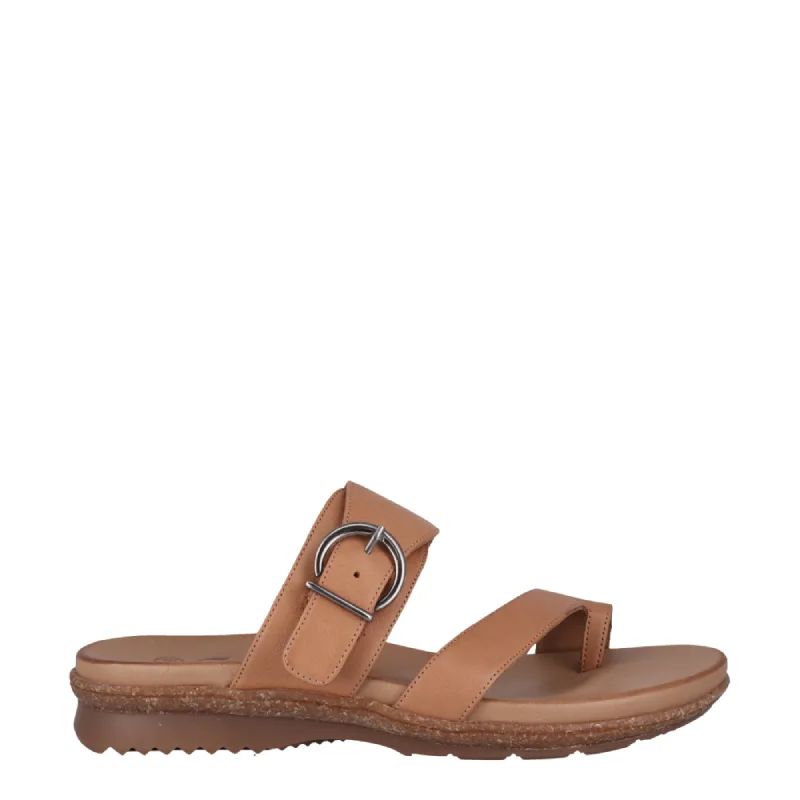 ARCHY TAN