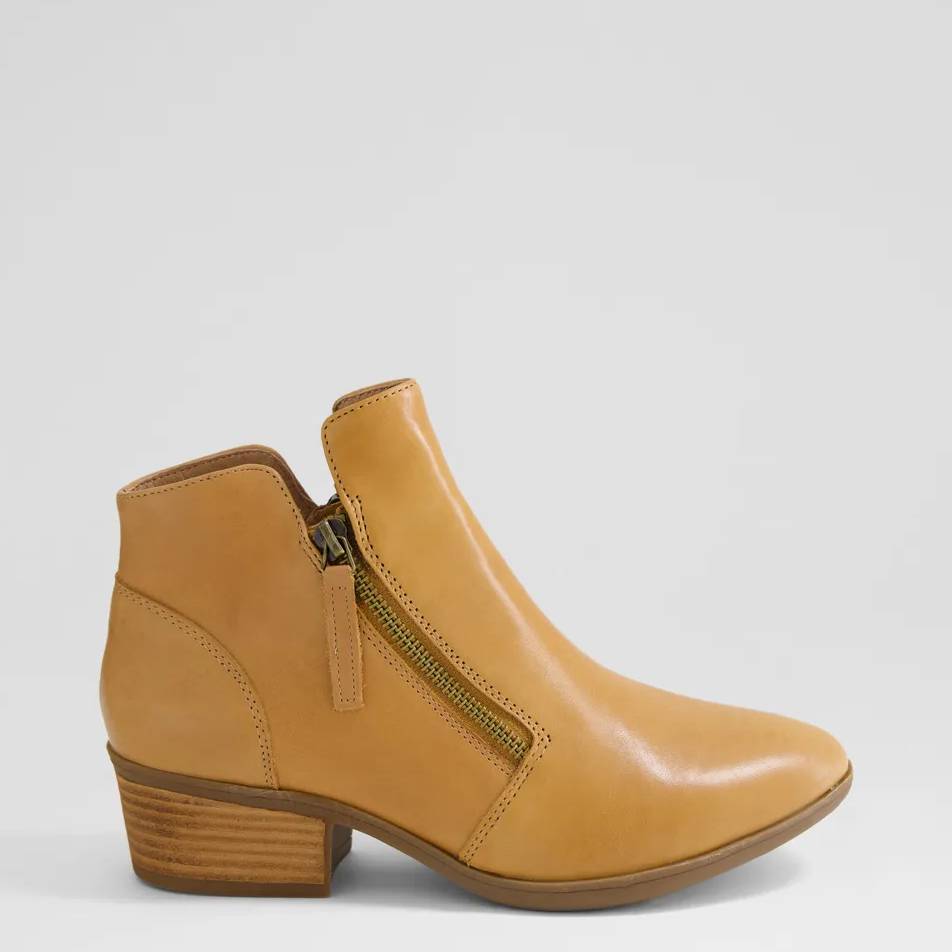 Diana Ferrari Zoner Tan boot