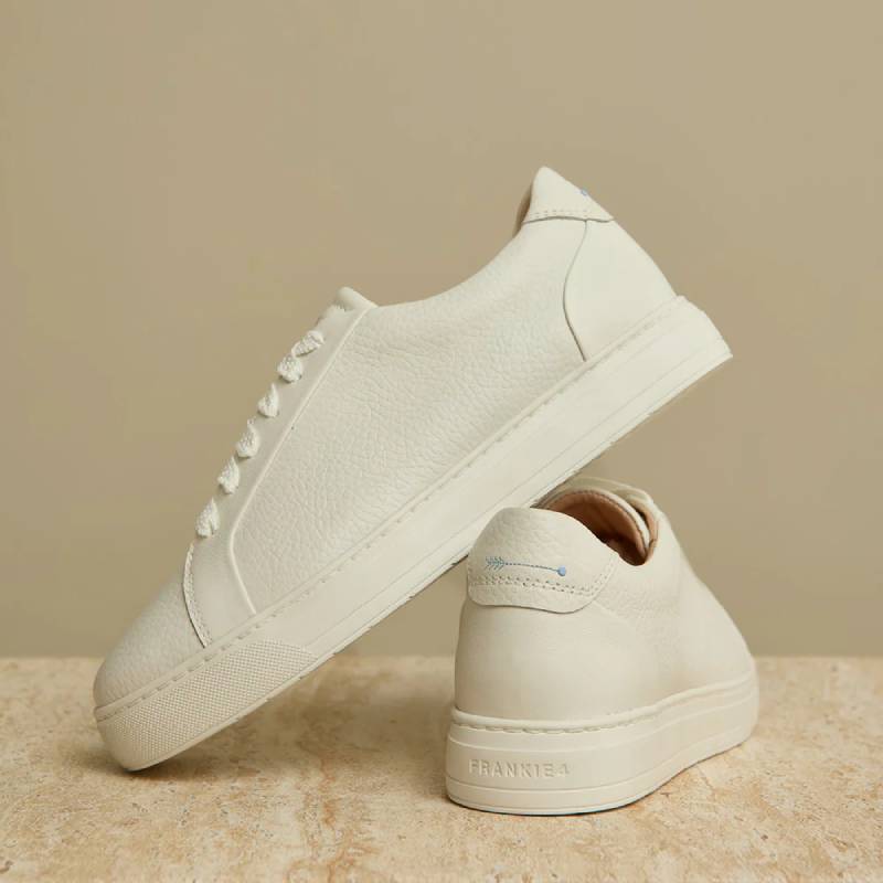 Frankie 4 Mim white lace up