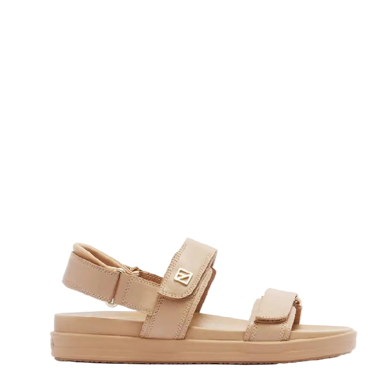 Frankie 4 rome camel womens sandal