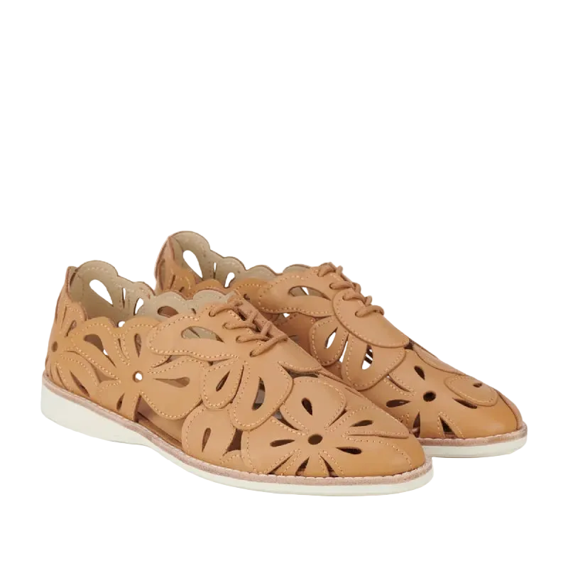 rollie sidecut applique tan womens laceup